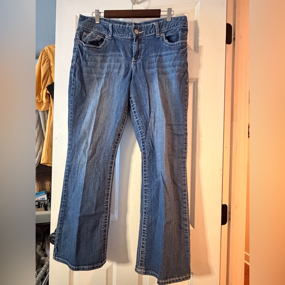 Maurice’s Bootcut Jeans Size 11/12 Short